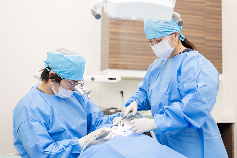 痛みに配慮したスムーズな抜歯