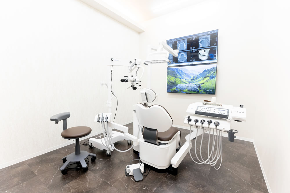 診療前後に院内清掃を実施